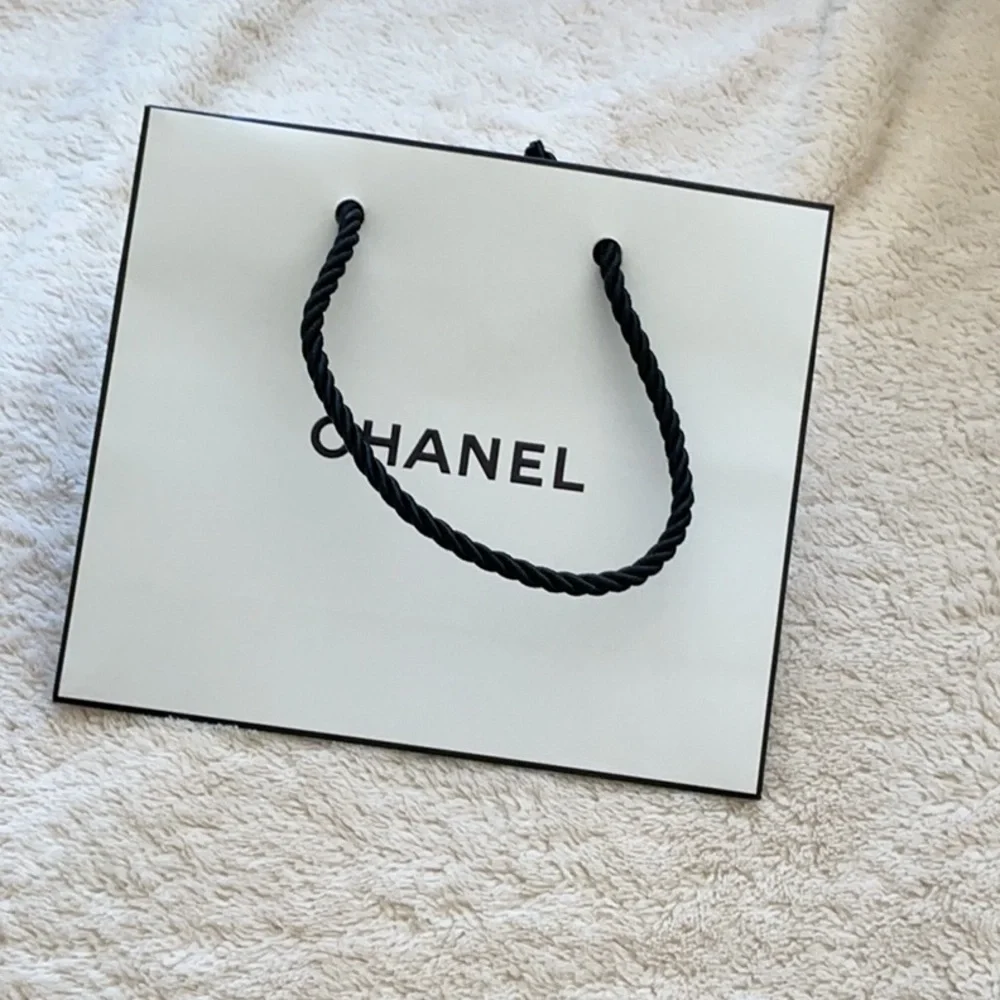 -  New Chanel small shopping paper bag 11,5x9,75x4,80”